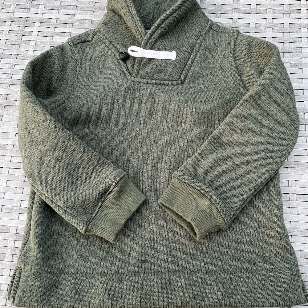 Size 4T oshkosh boys green pullover sweater